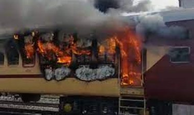 बिहार में छात्रों का हंगामा, की आगजनी: रेल मंत्रालय का बड़ा फैसला