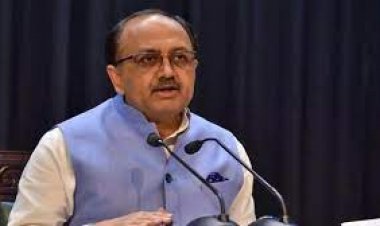 मंत्री सिद्धार्थनाथ सिंह पर हुआ ब्लेड से हमला: पुलिस गलत ठहराई हमले की बात