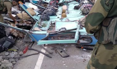 पहलगाम में 39 जवानों से भरी बस खाई में गिरी: 6 जवान शहीद, 32 घायल