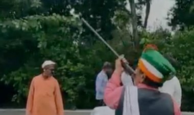 उन्नाव में झंडारोहण के दौरान ताबड़तोड़ फायरिंग: वीडियो हुआ वायरल