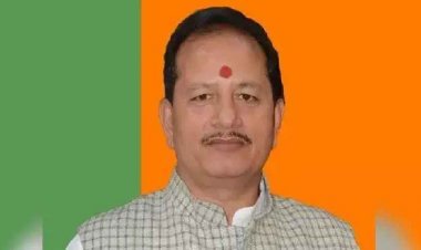 Bihar Floor Test: फ्लोर टेस्ट से पहले विधानसभा स्पीकर विजय सिन्हा ने दिया इस्तीफा