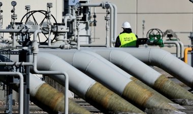 Moscow: रूस ने दिखाए तीखे तेवर, EU को पूरी तरह से रोकी तेल और गैस की सप्लाई