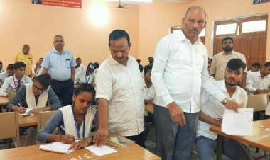 Gonda:श्री लाल बहादुर शास्त्री डिग्री कॉलेज में BBA एवं BCA  की शुरू हुई परीक्षाएं, प्रथम सेमेस्टर की प्रवेश प्रक्रिया जारी