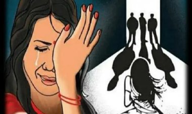 Madhya Pradesh: किशोरी से किया दुष्कर्म, फिर दूसरे मर्दो से शारीरिक संबंध बनाने को किया मज़बूर दुष्कर्म