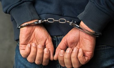 SAMBHAL: बच्चा चोरी की अफवाह पर पुलिस की पैनी नज़र, अफवाह फैलाने के आरोप में 6 लोग हुये गिरफ्तार