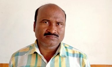 Hardoi: लाभार्थी ने प्रधान पति पर लगाया बड़ा आरोप, आवास के बदले हड़पे 20 हजार रुपए