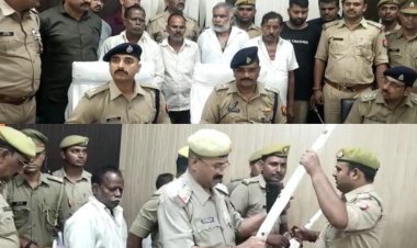 Fatehpur: गड्ढे के अंदर संचालित हो रही असलहा फैक्ट्री का पुलिस ने किया भंडाफोड़, कारीगर से लेकर खरीददारों को किया गिरफ्तार