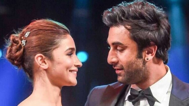 आलिया भट्ट-रणबीर कपूर के घर शुरू हुई खुशियों की तैयारी: पर्दे पर जल्द दिखेंगे साथ