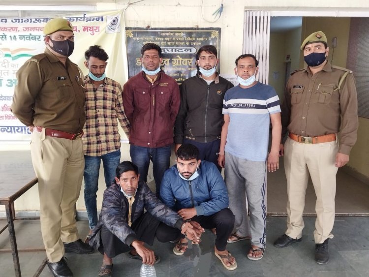 मथुरा पुलिस के हत्थे चढ़े वाहन चोर, जानिए कैसे आपकी नाक के नीचे से उड़ा ले जाते थे गाड़ी