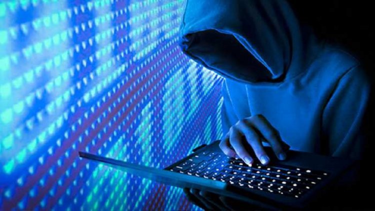 पुलिस ने तीन साइबर ठगों को दबोचा: ऑनलाइन लालच देकर करते थे ठगी