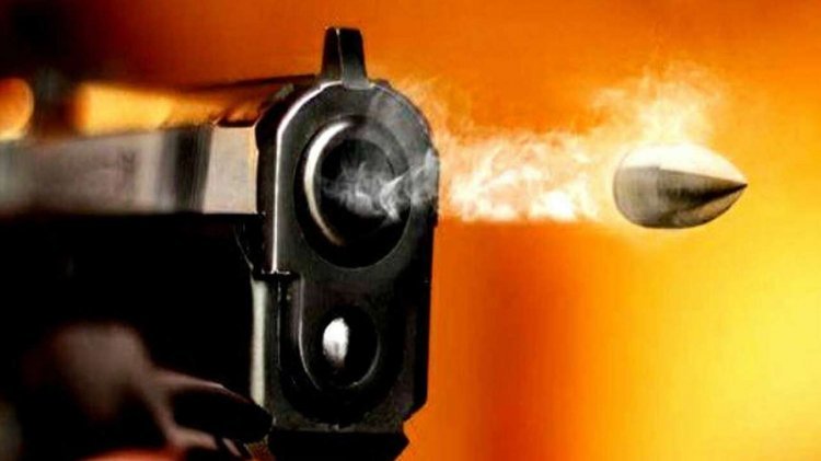 आशिक को बर्दाश्त नहीं हुआ प्यार का इंकार, सरेआम गर्दन में मारी गोली