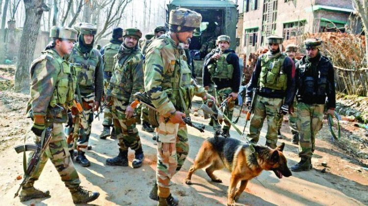 Jammu Kashmir: बड़े आतंकी हमले की साजिश नाकाम, 10-12 KG का IED बरामद