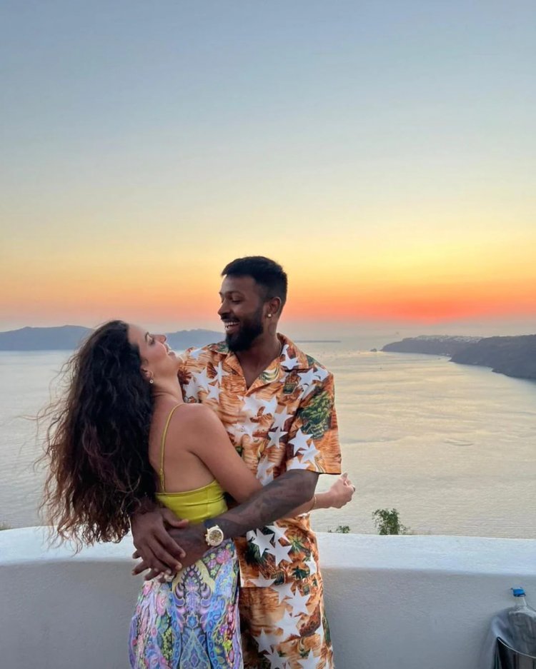 PHOTOS: हार्दिक पांडया और नताशा की तस्वीरों ने जीता फैन्स का दिल, यूजर ने कहा