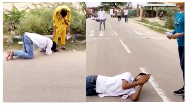Rajasthan: पैरों पर गिरकर और हाथ जोड़कर वोट मांगते नज़र आये छात्रनेता, वीडियो हुआ वायरल