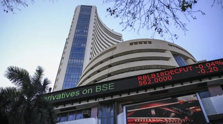 Stock Market: फेडरल रिजर्व के चीफ की स्पीच के बाद बिगड़ा बाज़ार का रुख, सेंसेक्स और निफ़्टी में आई भारी गिरावट