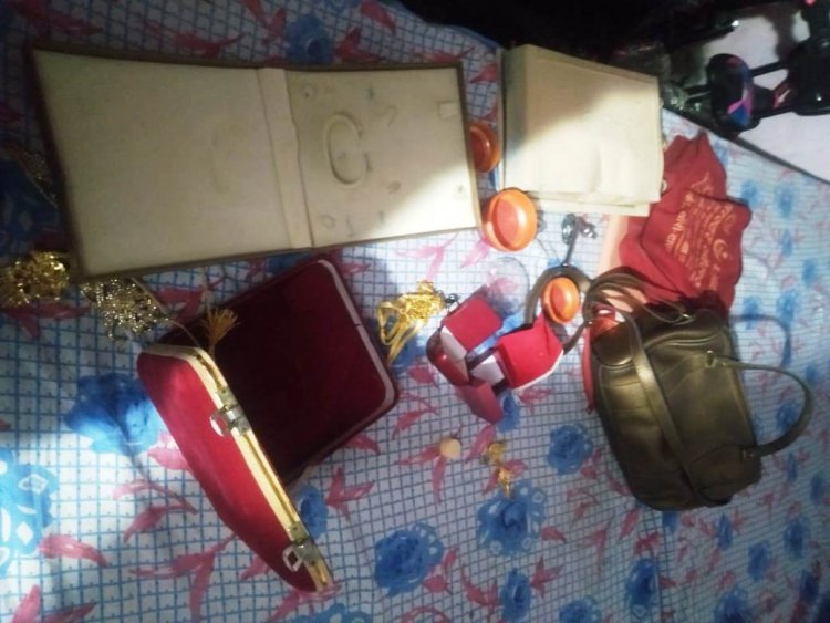 Lakhimpur Kheri: लाखों के जेवर समेत 5000 नकदी ले उड़े चोर, पुलिस ने दिलाया कड़ी करवाई का भरोसा