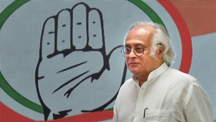 Congress: प्रवक्ताओं को अध्यक्ष पद के उम्मीदवारों पर टिप्पणी ना करने की दी नसीहत, शशि थरूर पर साधा निशाना