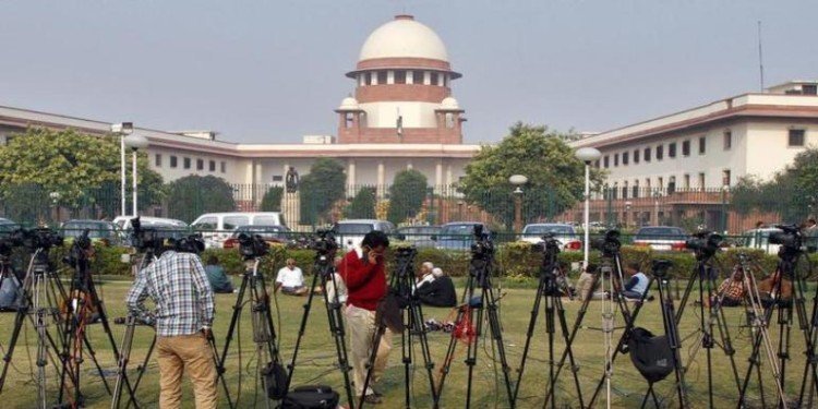 Historic day for Supreme Court: अब लाइव स्ट्रीमिंग से आम जनता भी देख सकेंगे SC में केसों की सुनवाई