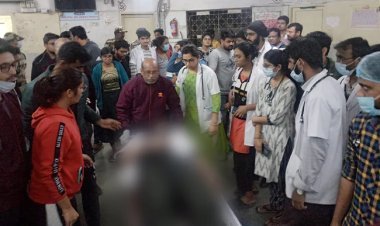 Maharashtra: मरीज ने  डॉक्टरो पर चाकू से किया जानलेवा हमला, बुरी तरह घायल