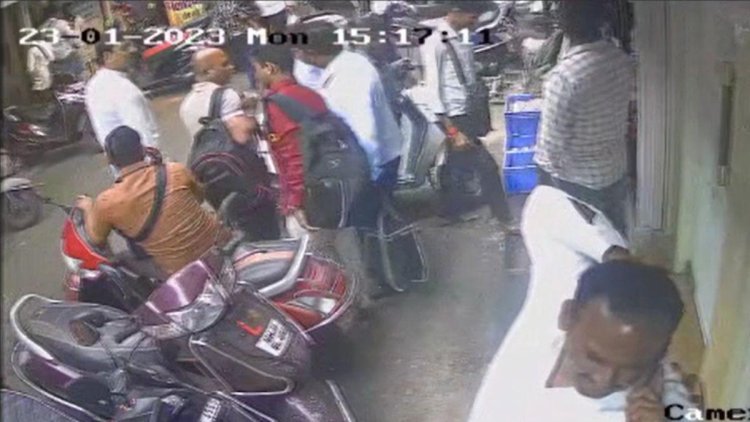 Mumbai News: फिल्मी अंदाज में फर्जी ED अधिकारी बन चोरों ने व्यापारी से लूटा करोड़ो का सोना, 25 लाख रुपये