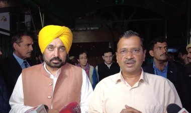 Manish Sisodia Arrest: केजरीवाल और भगवंत मान ने सिसोदिया के आवास पर उनके परिवार से की मुलाकात, दिया आश्वासन