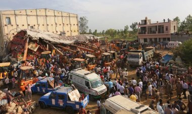 Uttar Pradesh: चंदौसी में कोल्ड स्टोरेज की छत गिरने से 8 लोगों की मौत, हादसे के वक्त मौजूद थे 40 मजदूर