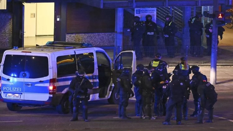 Germany: हैम्बर्ग चर्च में हई अंधाधुंध फायरिंग, 7 लोगों की मौत कई गंभीर रूप से घायल