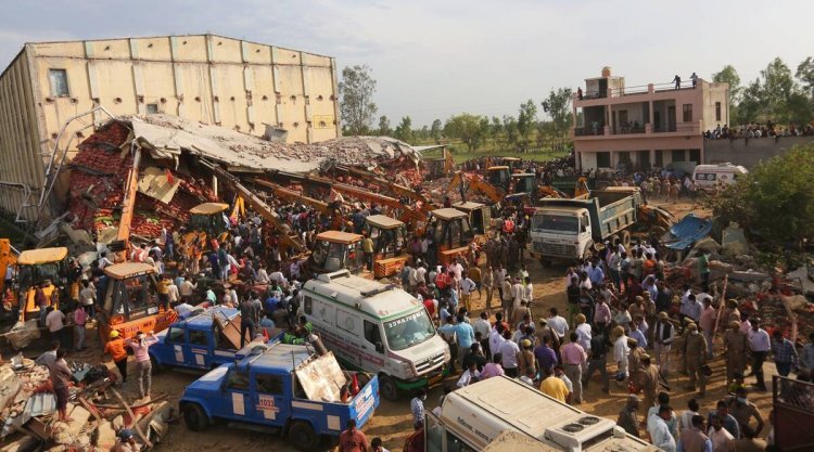 Uttar Pradesh: चंदौसी में कोल्ड स्टोरेज की छत गिरने से 8 लोगों की मौत, हादसे के वक्त मौजूद थे 40 मजदूर